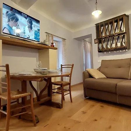 Cinque Terre - Le Grazie On The Waterfront 韦内雷港